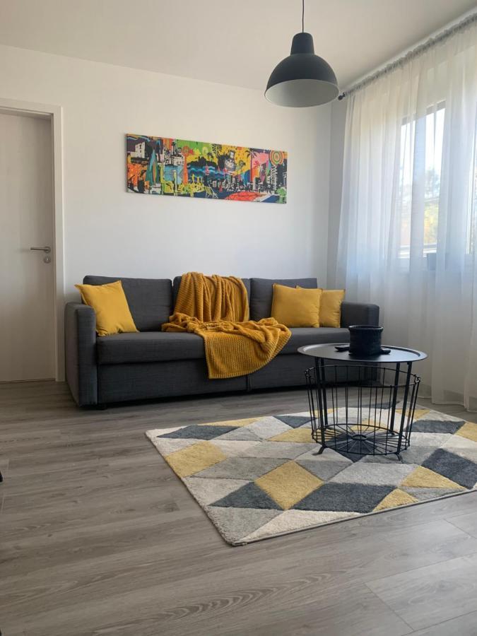 New Home Guest House Gödöllő Екстериор снимка